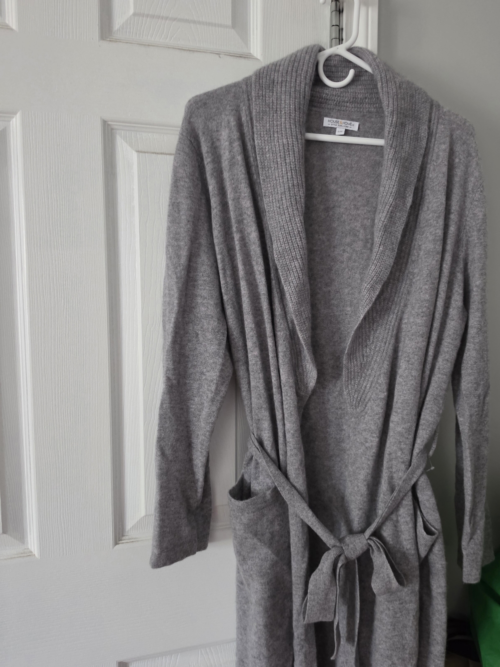 House of Harlow 1960 Gray Draped Shawl Collar Knit Cardigan with Belt